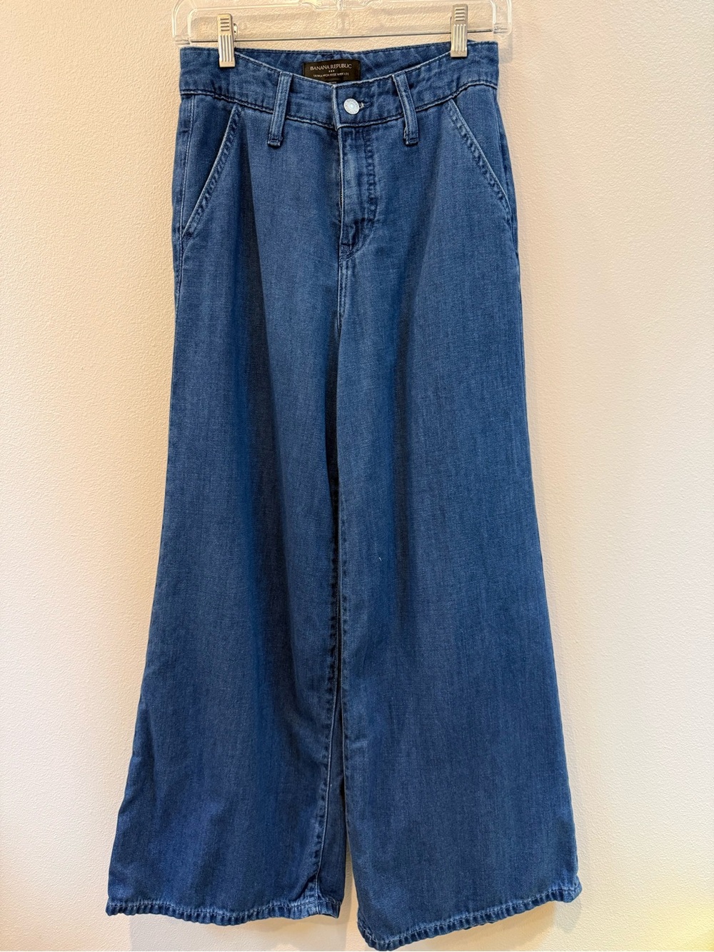 Banana Republic Wide Leg Blue Jeans